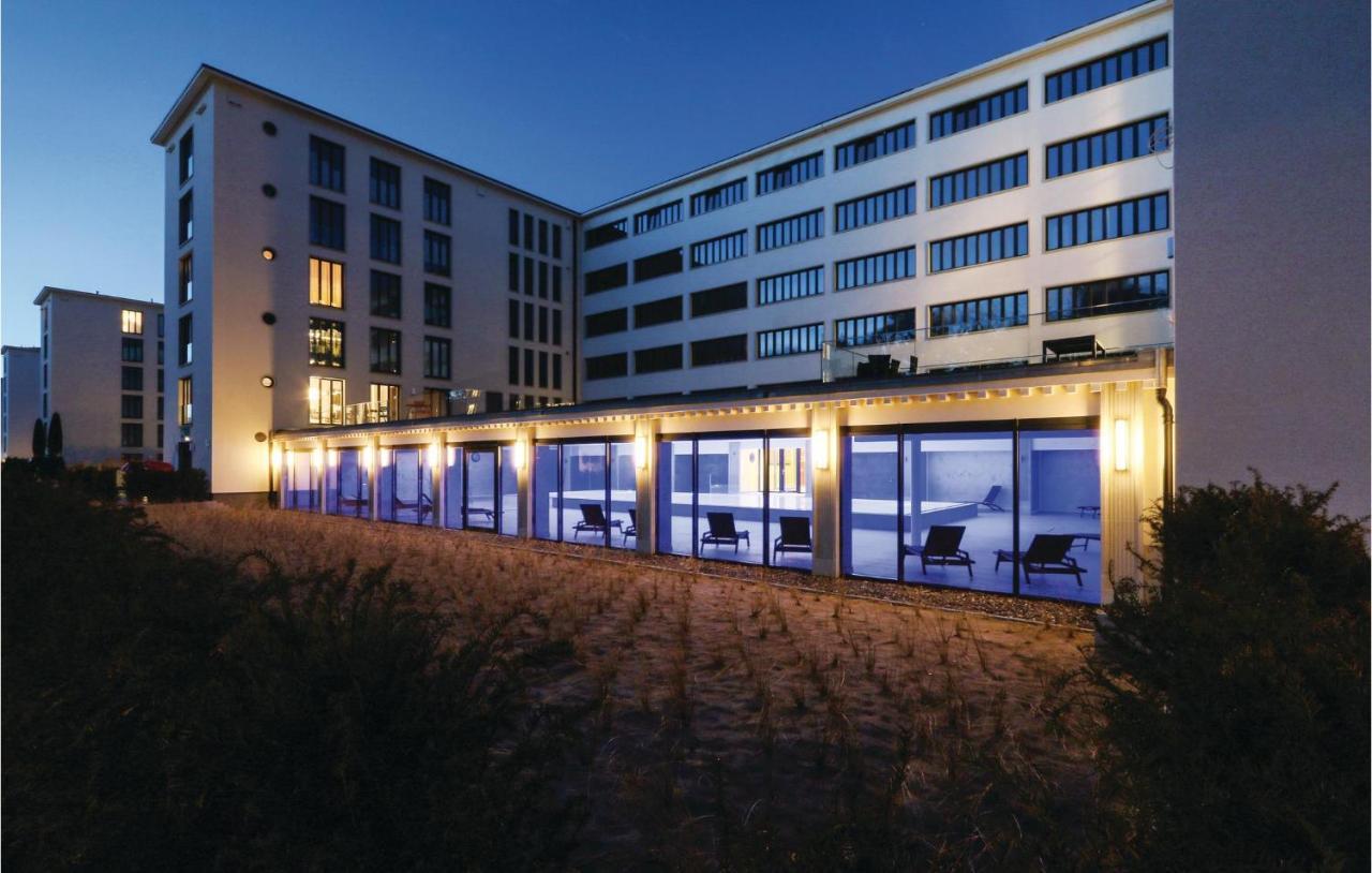 Prince Binz Buitenkant foto